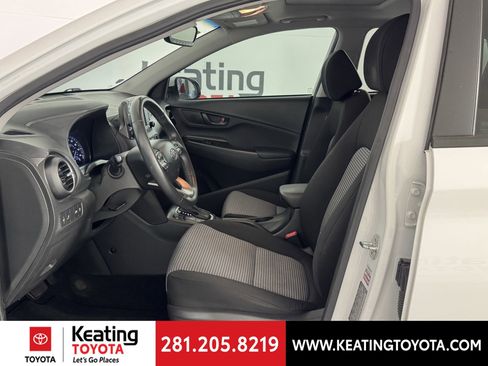 Used 2021 Hyundai Kona SEL Plus w/ Cargo Package image 13