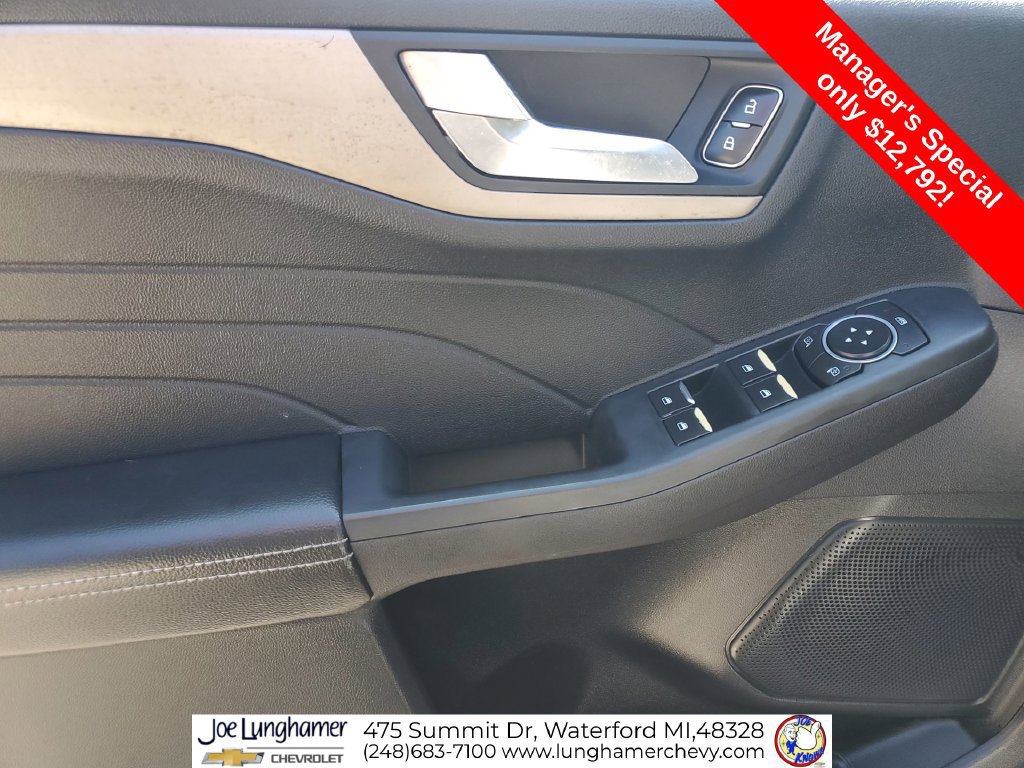 Used 2022 Ford Escape SEL FWD image 22