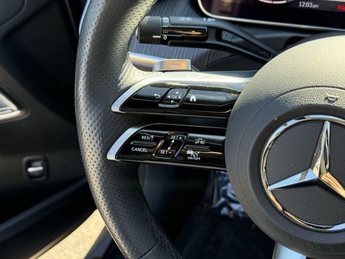 Certified 2025 Mercedes-Benz C 300 4MATIC Sedan image 21