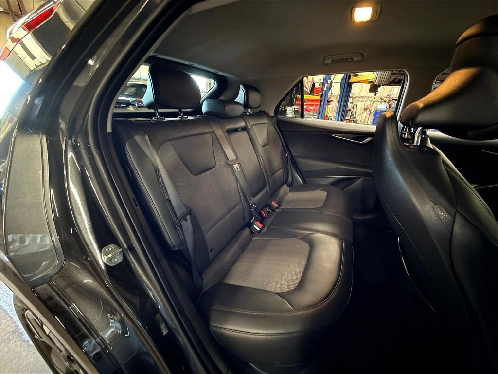Certified 2023 Kia Niro Wind w/ Wind Preserve Package FWD image 31