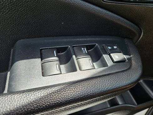Used 2022 Honda Pilot Sport image 31