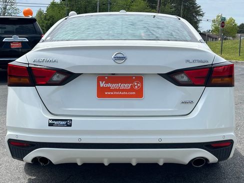 Used 2019 Nissan Altima 2.5 Platinum FWD image 6