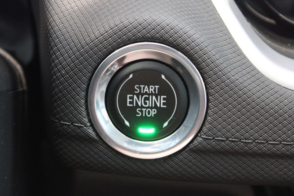 Used 2025 Chevrolet TrailBlazer LT w/ Convenience Package FWD image 23
