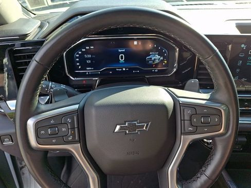 Used 2023 Chevrolet Silverado 1500 LT Trail Boss w/ LT Trail Boss Premium Package AWD/4WD image 20