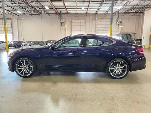 Used 2023 Genesis G70 2.0T RWD image 7