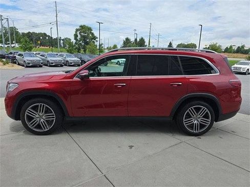 Used 2025 Mercedes-Benz GLS 450 4MATIC image 9