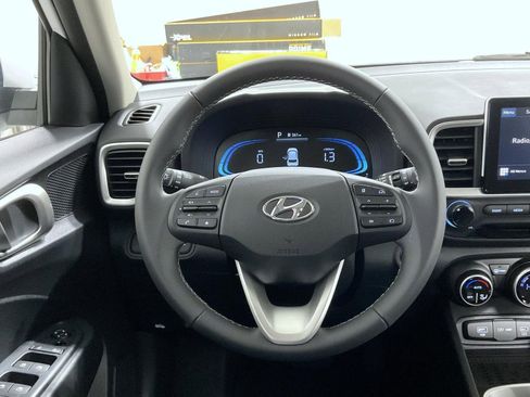 New 2026 Hyundai Venue SEL FWD image 11