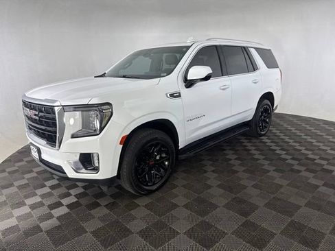 Used 2022 GMC Yukon SLE w/ Gmc Pro Safety Plus Package AWD/4WD image 5