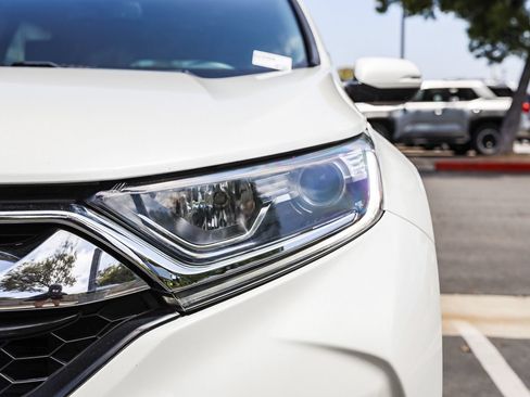 Used 2018 Honda CR-V EX-L image 10