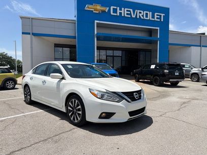 Used 2017 Nissan Altima 2.5 SV