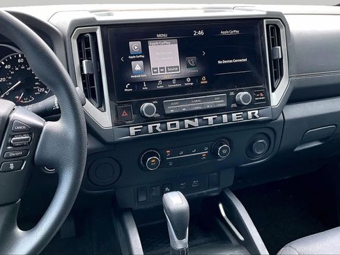 Certified 2025 Nissan Frontier SV RWD image 7