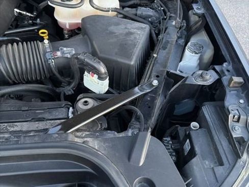 Used 2023 GMC Sierra 1500 Elevation image 32