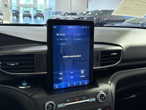Used 2020 Ford Explorer ST w/ Premium Technology Package AWD/4WD image 39