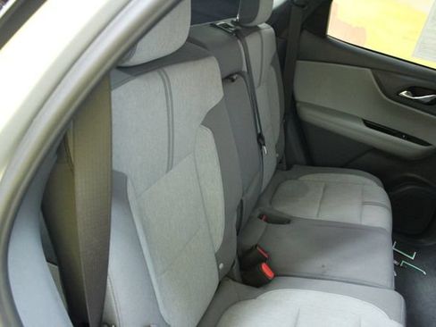 Used 2021 Chevrolet Blazer LT FWD image 9