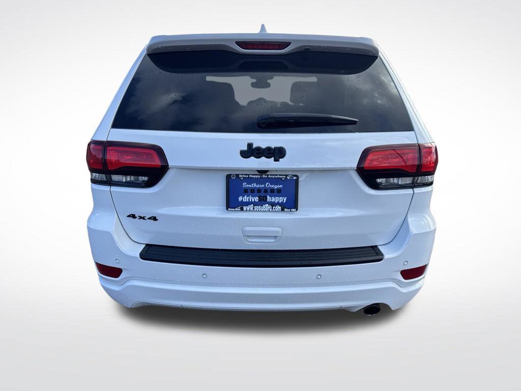 Used 2020 Jeep Grand Cherokee Altitude AWD/4WD image 6