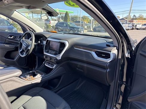 Used 2023 GMC Acadia SLE w/ Driver Convenience Package image 28