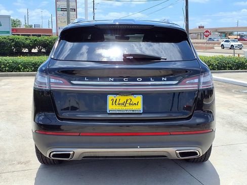 Certified 2023 Lincoln Nautilus Reserve w/ Monochromatic Package FWD image 5