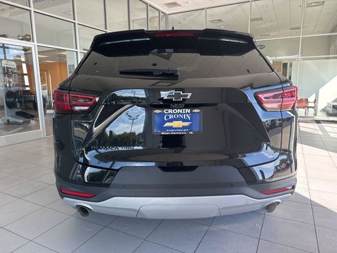 New 2025 Chevrolet Blazer LT w/ Sound & Technology Package AWD/4WD image 5