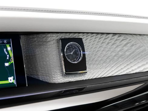 Used 2020 Rolls-Royce Phantom Extended Wheelbase RWD image 33