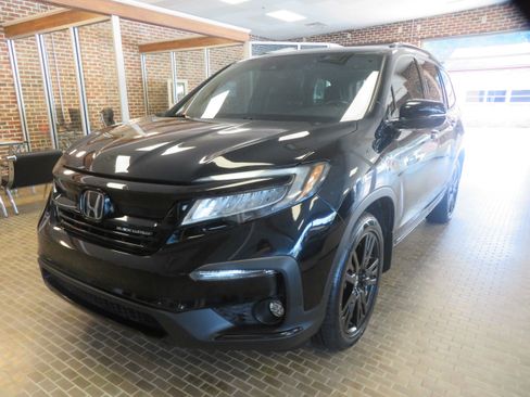 Used 2021 Honda Pilot Black Edition image 1