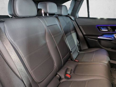 Certified 2025 Mercedes-Benz GLC 300 image 22