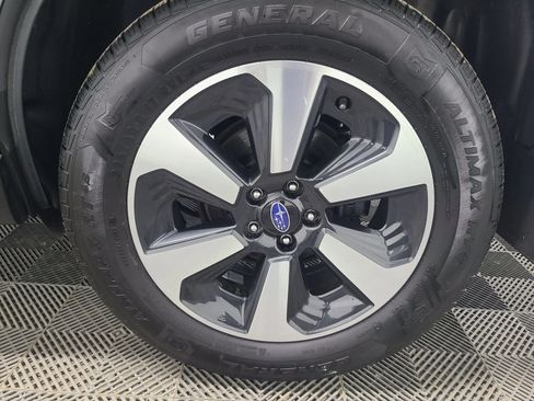 Used 2018 Subaru Forester 2.5i w/ Alloy Wheel Package AWD/4WD image 17