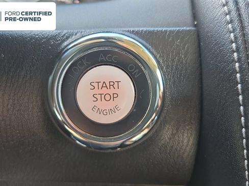 Used 2019 Nissan Armada Platinum w/ Captain's Chairs Package AWD/4WD image 18