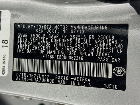 Used 2013 Toyota Avalon Limited w/ Technology Pkg FWD image 12