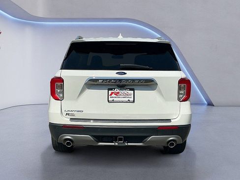 Used 2022 Ford Explorer Limited w/ Equipment Group 301A image 4