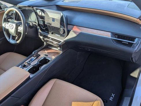Used 2023 Lexus RX 350h image 19