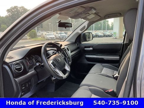 Used 2017 Toyota Tundra SR5 AWD/4WD image 27