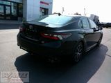 Used 2023 Toyota Camry SE image 2