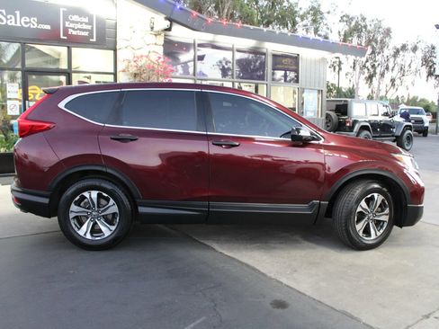 Used 2019 Honda CR-V LX image 6