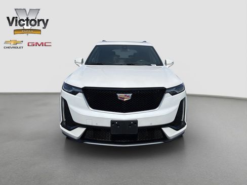 Used 2024 Cadillac XT6 Sport image 2