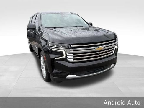 Used 2022 Chevrolet Suburban High Country AWD/4WD image 3