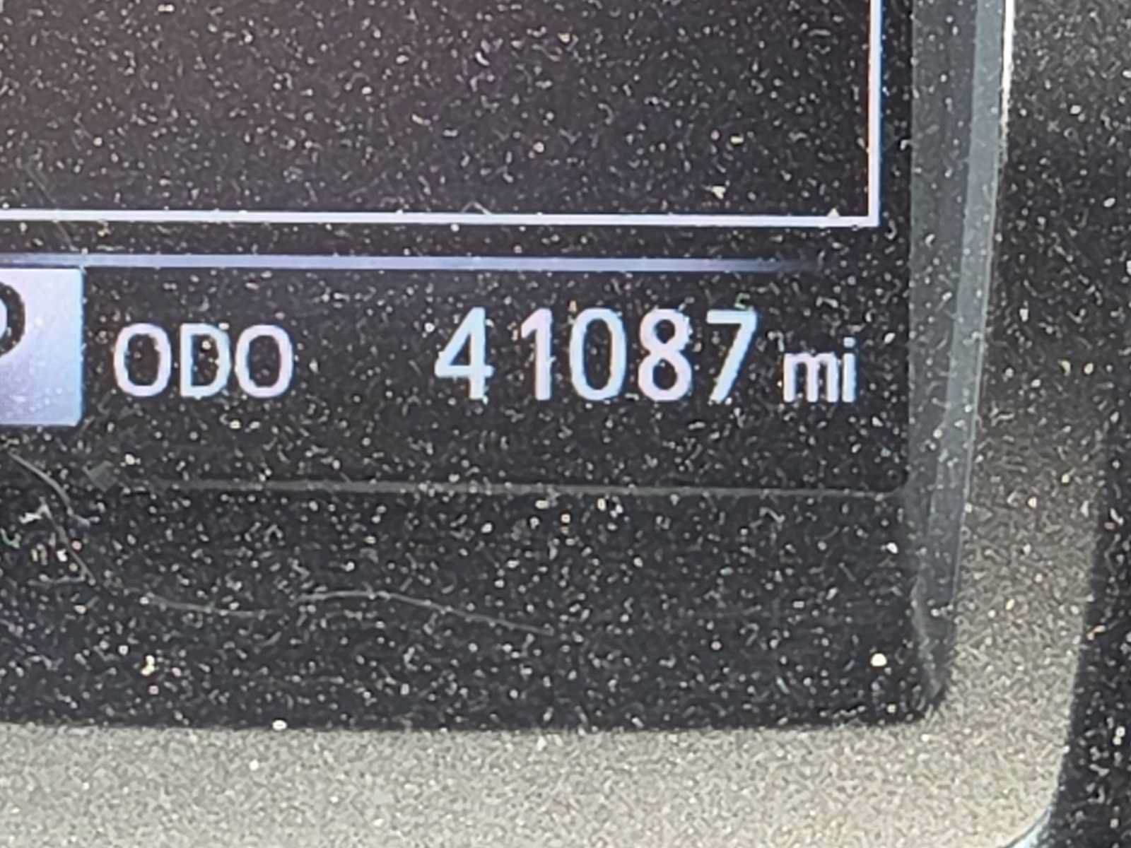 Used 2019 Toyota Tacoma TRD Off-Road AWD/4WD image 10