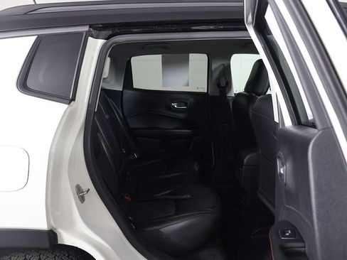 Used 2020 Jeep Compass Trailhawk AWD/4WD image 26