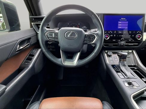 Used 2024 Lexus GX 550 w/ Accessory Package (Z1) AWD/4WD image 6