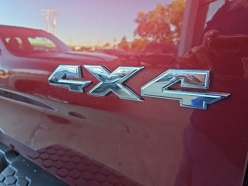 Used 2018 RAM 2500 Tradesman w/ Chrome Appearance Group image 23