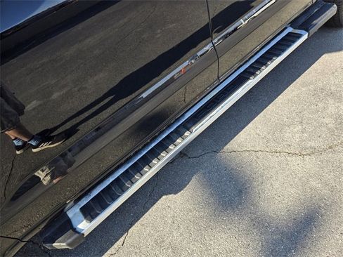 Certified 2022 Ford F150 XLT w/ Equipment Group 302A High image 10