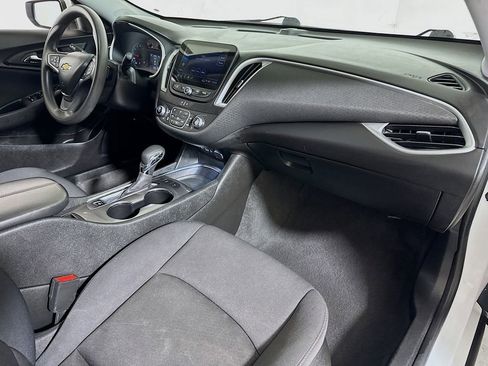 Used 2024 Chevrolet Malibu LT FWD image 26