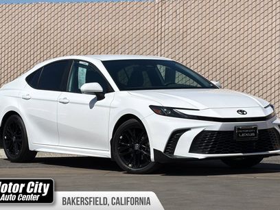Used 2026 Toyota Camry SE w/ Multimedia Upgrade Package