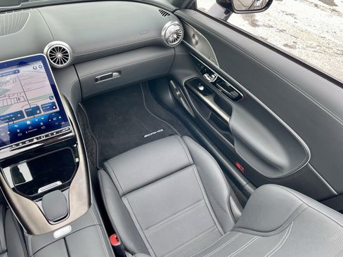 Used 2022 Mercedes-Benz SL 63 AMG AMG SL 63 image 17