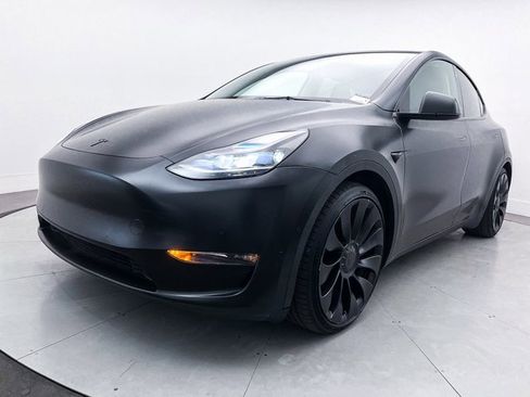 Used 2022 Tesla Model Y Performance image 12