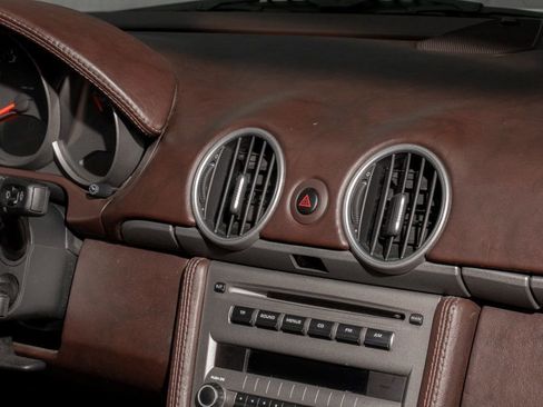 Used 2005 Porsche Boxster 2dr Roadster image 13