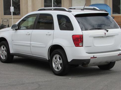 Used 2007 Pontiac Torrent 2WD w/ Preferred Package image 5
