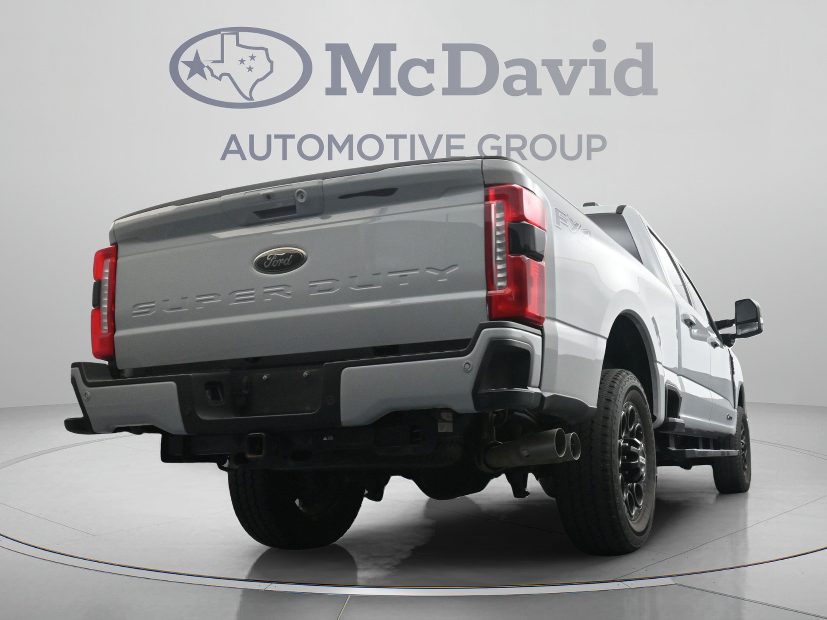 Used 2025 Ford F250 Lariat w/ Lariat Ultimate Package AWD/4WD image 31