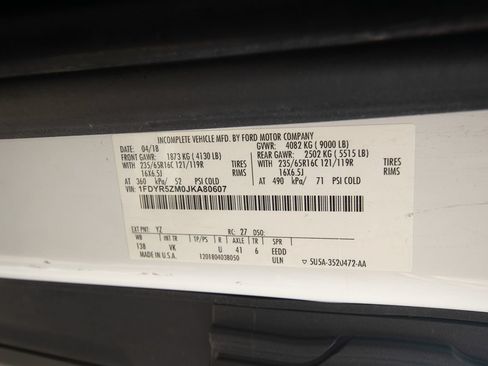 Used 2018 Ford Transit 250 138 RWD image 17