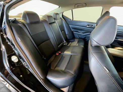 Used 2022 Nissan Altima 2.5 SR image 27