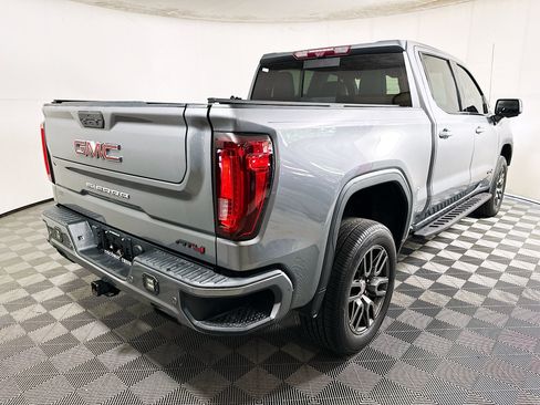 Used 2021 GMC Sierra 1500 AT4 w/ AT4 Premium Package AWD/4WD image 3